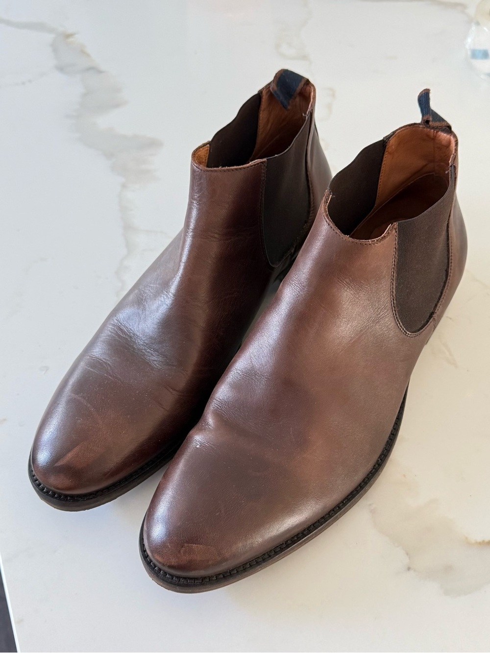 Todd & Gunn Men's Farmlands Chelsea Boots - Picture 2 of 9